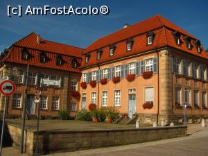 [P03] Florile sunt un laitmotiv in Speyer, ele insotind majoritatea cladirilor » foto by Radu Tudoran
 - 
<span class="allrVoted glyphicon glyphicon-heart hidden" id="av926223"></span>
<a class="m-l-10 hidden" id="sv926223" onclick="voting_Foto_DelVot(,926223,23147)" role="button">șterge vot <span class="glyphicon glyphicon-remove"></span></a>
<a id="v9926223" class=" c-red"  onclick="voting_Foto_SetVot(926223)" role="button"><span class="glyphicon glyphicon-heart-empty"></span> <b>LIKE</b> = Votează poza</a> <img class="hidden"  id="f926223W9" src="/imagini/loader.gif" border="0" /><span class="AjErrMes hidden" id="e926223ErM"></span>