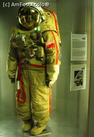 [P27] Costumul spatial Orlan folosit de sovietici in misiunile Salyut si Mir » foto by Radu Tudoran
 - 
<span class="allrVoted glyphicon glyphicon-heart hidden" id="av951617"></span>
<a class="m-l-10 hidden" id="sv951617" onclick="voting_Foto_DelVot(,951617,23147)" role="button">șterge vot <span class="glyphicon glyphicon-remove"></span></a>
<a id="v9951617" class=" c-red"  onclick="voting_Foto_SetVot(951617)" role="button"><span class="glyphicon glyphicon-heart-empty"></span> <b>LIKE</b> = Votează poza</a> <img class="hidden"  id="f951617W9" src="/imagini/loader.gif" border="0" /><span class="AjErrMes hidden" id="e951617ErM"></span>