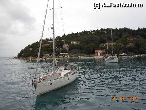 [P30] Paxos-Antipaxos - În Portul Lakka.  » foto by iulianic
 - 
<span class="allrVoted glyphicon glyphicon-heart hidden" id="av685461"></span>
<a class="m-l-10 hidden" id="sv685461" onclick="voting_Foto_DelVot(,685461,23149)" role="button">șterge vot <span class="glyphicon glyphicon-remove"></span></a>
<a id="v9685461" class=" c-red"  onclick="voting_Foto_SetVot(685461)" role="button"><span class="glyphicon glyphicon-heart-empty"></span> <b>LIKE</b> = Votează poza</a> <img class="hidden"  id="f685461W9" src="/imagini/loader.gif" border="0" /><span class="AjErrMes hidden" id="e685461ErM"></span>