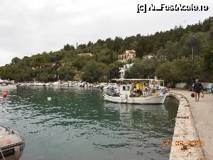 [P36] Paxos-Antipaxos - Portul Lakka.  » foto by iulianic
 - 
<span class="allrVoted glyphicon glyphicon-heart hidden" id="av685467"></span>
<a class="m-l-10 hidden" id="sv685467" onclick="voting_Foto_DelVot(,685467,23149)" role="button">șterge vot <span class="glyphicon glyphicon-remove"></span></a>
<a id="v9685467" class=" c-red"  onclick="voting_Foto_SetVot(685467)" role="button"><span class="glyphicon glyphicon-heart-empty"></span> <b>LIKE</b> = Votează poza</a> <img class="hidden"  id="f685467W9" src="/imagini/loader.gif" border="0" /><span class="AjErrMes hidden" id="e685467ErM"></span>