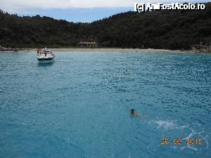 [P76] Paxos-Antipaxos - La Voutoumi, în Antipaxos.  » foto by iulianic
 - 
<span class="allrVoted glyphicon glyphicon-heart hidden" id="av685507"></span>
<a class="m-l-10 hidden" id="sv685507" onclick="voting_Foto_DelVot(,685507,23149)" role="button">șterge vot <span class="glyphicon glyphicon-remove"></span></a>
<a id="v9685507" class=" c-red"  onclick="voting_Foto_SetVot(685507)" role="button"><span class="glyphicon glyphicon-heart-empty"></span> <b>LIKE</b> = Votează poza</a> <img class="hidden"  id="f685507W9" src="/imagini/loader.gif" border="0" /><span class="AjErrMes hidden" id="e685507ErM"></span>
