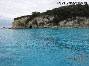[P77] Paxos-Antipaxos - La Voutoumi, în Antipaxos.  » foto by iulianic
 - 
<span class="allrVoted glyphicon glyphicon-heart hidden" id="av685508"></span>
<a class="m-l-10 hidden" id="sv685508" onclick="voting_Foto_DelVot(,685508,23149)" role="button">șterge vot <span class="glyphicon glyphicon-remove"></span></a>
<a id="v9685508" class=" c-red"  onclick="voting_Foto_SetVot(685508)" role="button"><span class="glyphicon glyphicon-heart-empty"></span> <b>LIKE</b> = Votează poza</a> <img class="hidden"  id="f685508W9" src="/imagini/loader.gif" border="0" /><span class="AjErrMes hidden" id="e685508ErM"></span>