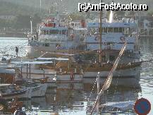[P25] Ambarcatiunile in diminetata aceea din portul Volos printre care si vaporul ce mergea spre insula Skiathos. » foto by bogdan
 - 
<span class="allrVoted glyphicon glyphicon-heart hidden" id="av34978"></span>
<a class="m-l-10 hidden" id="sv34978" onclick="voting_Foto_DelVot(,34978,23152)" role="button">șterge vot <span class="glyphicon glyphicon-remove"></span></a>
<a id="v934978" class=" c-red"  onclick="voting_Foto_SetVot(34978)" role="button"><span class="glyphicon glyphicon-heart-empty"></span> <b>LIKE</b> = Votează poza</a> <img class="hidden"  id="f34978W9" src="/imagini/loader.gif" border="0" /><span class="AjErrMes hidden" id="e34978ErM"></span>