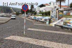 [P17] Insula Faial, Portul Horta cu picturile celor ce au debarcat acolo » foto by mprofeanu
 - 
<span class="allrVoted glyphicon glyphicon-heart hidden" id="av979598"></span>
<a class="m-l-10 hidden" id="sv979598" onclick="voting_Foto_DelVot(,979598,23160)" role="button">șterge vot <span class="glyphicon glyphicon-remove"></span></a>
<a id="v9979598" class=" c-red"  onclick="voting_Foto_SetVot(979598)" role="button"><span class="glyphicon glyphicon-heart-empty"></span> <b>LIKE</b> = Votează poza</a> <img class="hidden"  id="f979598W9" src="/imagini/loader.gif" border="0" /><span class="AjErrMes hidden" id="e979598ErM"></span>