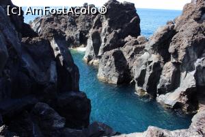 [P33] Insula Pico, Cachorro, negru și albastru, o minune » foto by mprofeanu
 - 
<span class="allrVoted glyphicon glyphicon-heart hidden" id="av979617"></span>
<a class="m-l-10 hidden" id="sv979617" onclick="voting_Foto_DelVot(,979617,23160)" role="button">șterge vot <span class="glyphicon glyphicon-remove"></span></a>
<a id="v9979617" class=" c-red"  onclick="voting_Foto_SetVot(979617)" role="button"><span class="glyphicon glyphicon-heart-empty"></span> <b>LIKE</b> = Votează poza</a> <img class="hidden"  id="f979617W9" src="/imagini/loader.gif" border="0" /><span class="AjErrMes hidden" id="e979617ErM"></span>