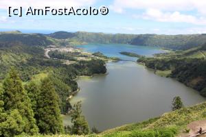 [P51] Insula Sao Miguel, Sete Citades, Lacul Verde și Lacul Albastru, poză iconică » foto by mprofeanu
 - 
<span class="allrVoted glyphicon glyphicon-heart hidden" id="av979641"></span>
<a class="m-l-10 hidden" id="sv979641" onclick="voting_Foto_DelVot(,979641,23160)" role="button">șterge vot <span class="glyphicon glyphicon-remove"></span></a>
<a id="v9979641" class=" c-red"  onclick="voting_Foto_SetVot(979641)" role="button"><span class="glyphicon glyphicon-heart-empty"></span> <b>LIKE</b> = Votează poza</a> <img class="hidden"  id="f979641W9" src="/imagini/loader.gif" border="0" /><span class="AjErrMes hidden" id="e979641ErM"></span>