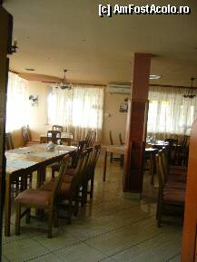 [P18] Restaurant Tisita, in interior » foto by magdalena
 - 
<span class="allrVoted glyphicon glyphicon-heart hidden" id="av127079"></span>
<a class="m-l-10 hidden" id="sv127079" onclick="voting_Foto_DelVot(,127079,23161)" role="button">șterge vot <span class="glyphicon glyphicon-remove"></span></a>
<a id="v9127079" class=" c-red"  onclick="voting_Foto_SetVot(127079)" role="button"><span class="glyphicon glyphicon-heart-empty"></span> <b>LIKE</b> = Votează poza</a> <img class="hidden"  id="f127079W9" src="/imagini/loader.gif" border="0" /><span class="AjErrMes hidden" id="e127079ErM"></span>