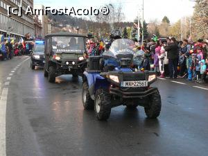 [P20] Autovehiculele Jandarmeriei - Jandarmeria Montană » foto by Claudiu U.
 - 
<span class="allrVoted glyphicon glyphicon-heart hidden" id="av815514"></span>
<a class="m-l-10 hidden" id="sv815514" onclick="voting_Foto_DelVot(,815514,23162)" role="button">șterge vot <span class="glyphicon glyphicon-remove"></span></a>
<a id="v9815514" class=" c-red"  onclick="voting_Foto_SetVot(815514)" role="button"><span class="glyphicon glyphicon-heart-empty"></span> <b>LIKE</b> = Votează poza</a> <img class="hidden"  id="f815514W9" src="/imagini/loader.gif" border="0" /><span class="AjErrMes hidden" id="e815514ErM"></span>