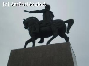 [P03] Statuia domnitorului Mihai Viteazul » foto by Mihai18
 - 
<span class="allrVoted glyphicon glyphicon-heart hidden" id="av926929"></span>
<a class="m-l-10 hidden" id="sv926929" onclick="voting_Foto_DelVot(,926929,23162)" role="button">șterge vot <span class="glyphicon glyphicon-remove"></span></a>
<a id="v9926929" class=" c-red"  onclick="voting_Foto_SetVot(926929)" role="button"><span class="glyphicon glyphicon-heart-empty"></span> <b>LIKE</b> = Votează poza</a> <img class="hidden"  id="f926929W9" src="/imagini/loader.gif" border="0" /><span class="AjErrMes hidden" id="e926929ErM"></span>