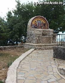 [P22] Imagini din curtea manastirii » foto by georgiana
 - 
<span class="allrVoted glyphicon glyphicon-heart hidden" id="av271939"></span>
<a class="m-l-10 hidden" id="sv271939" onclick="voting_Foto_DelVot(,271939,23177)" role="button">șterge vot <span class="glyphicon glyphicon-remove"></span></a>
<a id="v9271939" class=" c-red"  onclick="voting_Foto_SetVot(271939)" role="button"><span class="glyphicon glyphicon-heart-empty"></span> <b>LIKE</b> = Votează poza</a> <img class="hidden"  id="f271939W9" src="/imagini/loader.gif" border="0" /><span class="AjErrMes hidden" id="e271939ErM"></span>