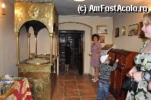 [P03] micul hol de la intrare in cladirea principala cu biserica » foto by Sanziana
 - 
<span class="allrVoted glyphicon glyphicon-heart hidden" id="av101168"></span>
<a class="m-l-10 hidden" id="sv101168" onclick="voting_Foto_DelVot(,101168,23177)" role="button">șterge vot <span class="glyphicon glyphicon-remove"></span></a>
<a id="v9101168" class=" c-red"  onclick="voting_Foto_SetVot(101168)" role="button"><span class="glyphicon glyphicon-heart-empty"></span> <b>LIKE</b> = Votează poza</a> <img class="hidden"  id="f101168W9" src="/imagini/loader.gif" border="0" /><span class="AjErrMes hidden" id="e101168ErM"></span>