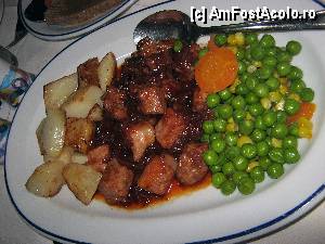 [P11] Un preparat din carne de porc. Nu are un nume special, fiind specific satului de origine al patronului.  » foto by cher-cher
 - 
<span class="allrVoted glyphicon glyphicon-heart hidden" id="av415059"></span>
<a class="m-l-10 hidden" id="sv415059" onclick="voting_Foto_DelVot(,415059,23180)" role="button">șterge vot <span class="glyphicon glyphicon-remove"></span></a>
<a id="v9415059" class=" c-red"  onclick="voting_Foto_SetVot(415059)" role="button"><span class="glyphicon glyphicon-heart-empty"></span> <b>LIKE</b> = Votează poza</a> <img class="hidden"  id="f415059W9" src="/imagini/loader.gif" border="0" /><span class="AjErrMes hidden" id="e415059ErM"></span>