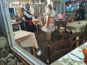 [P13] Taverna Makis - dansatorii » foto by Carmen Ion
 - 
<span class="allrVoted glyphicon glyphicon-heart hidden" id="av1022279"></span>
<a class="m-l-10 hidden" id="sv1022279" onclick="voting_Foto_DelVot(,1022279,23183)" role="button">șterge vot <span class="glyphicon glyphicon-remove"></span></a>
<a id="v91022279" class=" c-red"  onclick="voting_Foto_SetVot(1022279)" role="button"><span class="glyphicon glyphicon-heart-empty"></span> <b>LIKE</b> = Votează poza</a> <img class="hidden"  id="f1022279W9" src="/imagini/loader.gif" border="0" /><span class="AjErrMes hidden" id="e1022279ErM"></span>