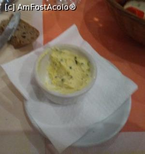 [P17] Taverna Makis - untul frecat cu mirodenii » foto by Carmen Ion
 - 
<span class="allrVoted glyphicon glyphicon-heart hidden" id="av1022289"></span>
<a class="m-l-10 hidden" id="sv1022289" onclick="voting_Foto_DelVot(,1022289,23183)" role="button">șterge vot <span class="glyphicon glyphicon-remove"></span></a>
<a id="v91022289" class=" c-red"  onclick="voting_Foto_SetVot(1022289)" role="button"><span class="glyphicon glyphicon-heart-empty"></span> <b>LIKE</b> = Votează poza</a> <img class="hidden"  id="f1022289W9" src="/imagini/loader.gif" border="0" /><span class="AjErrMes hidden" id="e1022289ErM"></span>