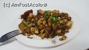[P06] Makansutra Gluttons Bay - Black Carrot Cake » foto by r-Uca
 - 
<span class="allrVoted glyphicon glyphicon-heart hidden" id="av973243"></span>
<a class="m-l-10 hidden" id="sv973243" onclick="voting_Foto_DelVot(,973243,23214)" role="button">șterge vot <span class="glyphicon glyphicon-remove"></span></a>
<a id="v9973243" class=" c-red"  onclick="voting_Foto_SetVot(973243)" role="button"><span class="glyphicon glyphicon-heart-empty"></span> <b>LIKE</b> = Votează poza</a> <img class="hidden"  id="f973243W9" src="/imagini/loader.gif" border="0" /><span class="AjErrMes hidden" id="e973243ErM"></span>