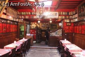 [P11] Bruxelles, Restaurantul Amadeo, Desene printre cărți pe pereți » foto by mprofeanu
 - 
<span class="allrVoted glyphicon glyphicon-heart hidden" id="av1425780"></span>
<a class="m-l-10 hidden" id="sv1425780" onclick="voting_Foto_DelVot(,1425780,23229)" role="button">șterge vot <span class="glyphicon glyphicon-remove"></span></a>
<a id="v91425780" class=" c-red"  onclick="voting_Foto_SetVot(1425780)" role="button"><span class="glyphicon glyphicon-heart-empty"></span> <b>LIKE</b> = Votează poza</a> <img class="hidden"  id="f1425780W9" src="/imagini/loader.gif" border="0" /><span class="AjErrMes hidden" id="e1425780ErM"></span>