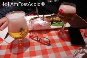 [P17] Bruxelles, Restaurantul Amadeo, Pahare personalizate pentru fiecare tip de bere » foto by mprofeanu
 - 
<span class="allrVoted glyphicon glyphicon-heart hidden" id="av1425786"></span>
<a class="m-l-10 hidden" id="sv1425786" onclick="voting_Foto_DelVot(,1425786,23229)" role="button">șterge vot <span class="glyphicon glyphicon-remove"></span></a>
<a id="v91425786" class=" c-red"  onclick="voting_Foto_SetVot(1425786)" role="button"><span class="glyphicon glyphicon-heart-empty"></span> <b>LIKE</b> = Votează poza</a> <img class="hidden"  id="f1425786W9" src="/imagini/loader.gif" border="0" /><span class="AjErrMes hidden" id="e1425786ErM"></span>