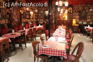 [P07] Bruxelles, Restaurantul Amadeo, Mesele ca într-o sală de lectură » foto by mprofeanu
 - 
<span class="allrVoted glyphicon glyphicon-heart hidden" id="av1425776"></span>
<a class="m-l-10 hidden" id="sv1425776" onclick="voting_Foto_DelVot(,1425776,23229)" role="button">șterge vot <span class="glyphicon glyphicon-remove"></span></a>
<a id="v91425776" class=" c-red"  onclick="voting_Foto_SetVot(1425776)" role="button"><span class="glyphicon glyphicon-heart-empty"></span> <b>LIKE</b> = Votează poza</a> <img class="hidden"  id="f1425776W9" src="/imagini/loader.gif" border="0" /><span class="AjErrMes hidden" id="e1425776ErM"></span>