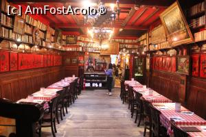 [P08] Bruxelles, Restaurantul Amadeo, Mesele ca într-o sală de lectură, altă sală, cam apropiate mesele.... » foto by mprofeanu
 - 
<span class="allrVoted glyphicon glyphicon-heart hidden" id="av1425777"></span>
<a class="m-l-10 hidden" id="sv1425777" onclick="voting_Foto_DelVot(,1425777,23229)" role="button">șterge vot <span class="glyphicon glyphicon-remove"></span></a>
<a id="v91425777" class=" c-red"  onclick="voting_Foto_SetVot(1425777)" role="button"><span class="glyphicon glyphicon-heart-empty"></span> <b>LIKE</b> = Votează poza</a> <img class="hidden"  id="f1425777W9" src="/imagini/loader.gif" border="0" /><span class="AjErrMes hidden" id="e1425777ErM"></span>