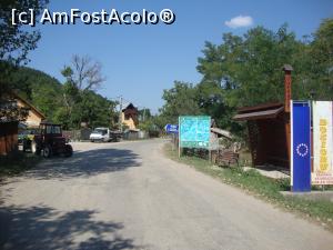 [P01] Am ajuns la intrarea în localitatea Bozioru. Vom urma drumul secundar la stânga către cătunul Ulmet.  » foto by Floryn81
 - 
<span class="allrVoted glyphicon glyphicon-heart hidden" id="av930791"></span>
<a class="m-l-10 hidden" id="sv930791" onclick="voting_Foto_DelVot(,930791,23238)" role="button">șterge vot <span class="glyphicon glyphicon-remove"></span></a>
<a id="v9930791" class=" c-red"  onclick="voting_Foto_SetVot(930791)" role="button"><span class="glyphicon glyphicon-heart-empty"></span> <b>LIKE</b> = Votează poza</a> <img class="hidden"  id="f930791W9" src="/imagini/loader.gif" border="0" /><span class="AjErrMes hidden" id="e930791ErM"></span>