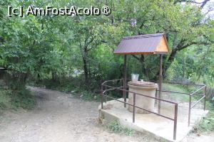 [P06] Ținutul Buzăului, Fântână pe drumul spre Trovanții Babele de la Ulmet.... » foto by mprofeanu
 - 
<span class="allrVoted glyphicon glyphicon-heart hidden" id="av1406809"></span>
<a class="m-l-10 hidden" id="sv1406809" onclick="voting_Foto_DelVot(,1406809,23238)" role="button">șterge vot <span class="glyphicon glyphicon-remove"></span></a>
<a id="v91406809" class=" c-red"  onclick="voting_Foto_SetVot(1406809)" role="button"><span class="glyphicon glyphicon-heart-empty"></span> <b>LIKE</b> = Votează poza</a> <img class="hidden"  id="f1406809W9" src="/imagini/loader.gif" border="0" /><span class="AjErrMes hidden" id="e1406809ErM"></span>