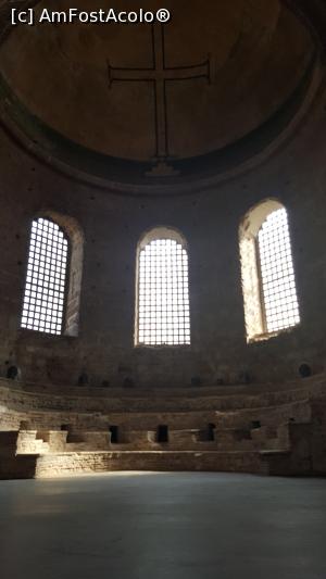 [P03] Biserica Sfanta Irina » foto by rudy
 - 
<span class="allrVoted glyphicon glyphicon-heart hidden" id="av1016871"></span>
<a class="m-l-10 hidden" id="sv1016871" onclick="voting_Foto_DelVot(,1016871,23242)" role="button">șterge vot <span class="glyphicon glyphicon-remove"></span></a>
<a id="v91016871" class=" c-red"  onclick="voting_Foto_SetVot(1016871)" role="button"><span class="glyphicon glyphicon-heart-empty"></span> <b>LIKE</b> = Votează poza</a> <img class="hidden"  id="f1016871W9" src="/imagini/loader.gif" border="0" /><span class="AjErrMes hidden" id="e1016871ErM"></span>