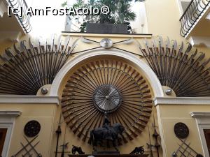 [P53] Castelul Inveraray - Sala armelor.  » foto by Aurici
 - 
<span class="allrVoted glyphicon glyphicon-heart hidden" id="av933000"></span>
<a class="m-l-10 hidden" id="sv933000" onclick="voting_Foto_DelVot(,933000,23255)" role="button">șterge vot <span class="glyphicon glyphicon-remove"></span></a>
<a id="v9933000" class=" c-red"  onclick="voting_Foto_SetVot(933000)" role="button"><span class="glyphicon glyphicon-heart-empty"></span> <b>LIKE</b> = Votează poza</a> <img class="hidden"  id="f933000W9" src="/imagini/loader.gif" border="0" /><span class="AjErrMes hidden" id="e933000ErM"></span>