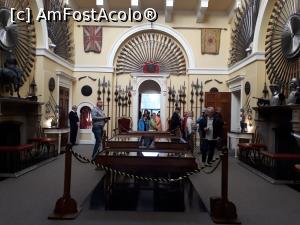 [P54] Castelul Inveraray - Sala armelor.  » foto by Aurici
 - 
<span class="allrVoted glyphicon glyphicon-heart hidden" id="av933001"></span>
<a class="m-l-10 hidden" id="sv933001" onclick="voting_Foto_DelVot(,933001,23255)" role="button">șterge vot <span class="glyphicon glyphicon-remove"></span></a>
<a id="v9933001" class=" c-red"  onclick="voting_Foto_SetVot(933001)" role="button"><span class="glyphicon glyphicon-heart-empty"></span> <b>LIKE</b> = Votează poza</a> <img class="hidden"  id="f933001W9" src="/imagini/loader.gif" border="0" /><span class="AjErrMes hidden" id="e933001ErM"></span>