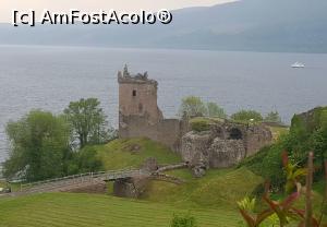 [P01] ruinele castelului Urquhart si Loch Ness » foto by geani anto
 - 
<span class="allrVoted glyphicon glyphicon-heart hidden" id="av1000105"></span>
<a class="m-l-10 hidden" id="sv1000105" onclick="voting_Foto_DelVot(,1000105,23255)" role="button">șterge vot <span class="glyphicon glyphicon-remove"></span></a>
<a id="v91000105" class=" c-red"  onclick="voting_Foto_SetVot(1000105)" role="button"><span class="glyphicon glyphicon-heart-empty"></span> <b>LIKE</b> = Votează poza</a> <img class="hidden"  id="f1000105W9" src="/imagini/loader.gif" border="0" /><span class="AjErrMes hidden" id="e1000105ErM"></span>