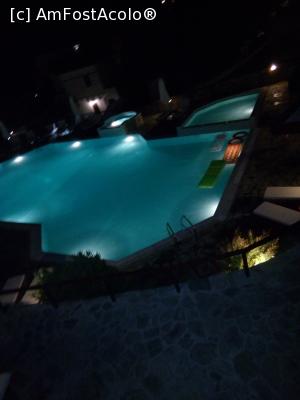 [P02] piscina noaptea » foto by paulmarius
 - 
<span class="allrVoted glyphicon glyphicon-heart hidden" id="av938241"></span>
<a class="m-l-10 hidden" id="sv938241" onclick="voting_Foto_DelVot(,938241,23286)" role="button">șterge vot <span class="glyphicon glyphicon-remove"></span></a>
<a id="v9938241" class=" c-red"  onclick="voting_Foto_SetVot(938241)" role="button"><span class="glyphicon glyphicon-heart-empty"></span> <b>LIKE</b> = Votează poza</a> <img class="hidden"  id="f938241W9" src="/imagini/loader.gif" border="0" /><span class="AjErrMes hidden" id="e938241ErM"></span>