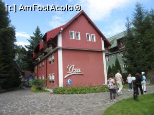 [P01] Hotel Iza la Baza Complexului Suior » foto by Michi
 - 
<span class="allrVoted glyphicon glyphicon-heart hidden" id="av1007515"></span>
<a class="m-l-10 hidden" id="sv1007515" onclick="voting_Foto_DelVot(,1007515,23290)" role="button">șterge vot <span class="glyphicon glyphicon-remove"></span></a>
<a id="v91007515" class=" c-red"  onclick="voting_Foto_SetVot(1007515)" role="button"><span class="glyphicon glyphicon-heart-empty"></span> <b>LIKE</b> = Votează poza</a> <img class="hidden"  id="f1007515W9" src="/imagini/loader.gif" border="0" /><span class="AjErrMes hidden" id="e1007515ErM"></span>