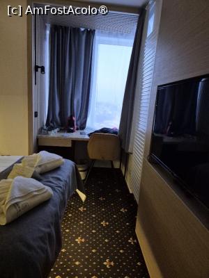 [P01] Camera, văzută de la intrare » foto by adrianaglogo
 - 
<span class="allrVoted glyphicon glyphicon-heart hidden" id="av1515755"></span>
<a class="m-l-10 hidden" id="sv1515755" onclick="voting_Foto_DelVot(,1515755,23291)" role="button">șterge vot <span class="glyphicon glyphicon-remove"></span></a>
<a id="v91515755" class=" c-red"  onclick="voting_Foto_SetVot(1515755)" role="button"><span class="glyphicon glyphicon-heart-empty"></span> <b>LIKE</b> = Votează poza</a> <img class="hidden"  id="f1515755W9" src="/imagini/loader.gif" border="0" /><span class="AjErrMes hidden" id="e1515755ErM"></span>