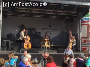 [P14] Kufstein - Targul de Paste, ei au cantat minunat » foto by mishu
 - 
<span class="allrVoted glyphicon glyphicon-heart hidden" id="av955461"></span>
<a class="m-l-10 hidden" id="sv955461" onclick="voting_Foto_DelVot(,955461,23293)" role="button">șterge vot <span class="glyphicon glyphicon-remove"></span></a>
<a id="v9955461" class=" c-red"  onclick="voting_Foto_SetVot(955461)" role="button"><span class="glyphicon glyphicon-heart-empty"></span> <b>LIKE</b> = Votează poza</a> <img class="hidden"  id="f955461W9" src="/imagini/loader.gif" border="0" /><span class="AjErrMes hidden" id="e955461ErM"></span>