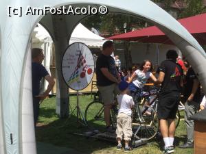 [P41] Kufstein Unlimited - Promovarea mersului pe bicicleta... si a unui mare eveniment ciclist care va avea loc in septembrie, trebuie sa ma lamuresc dar peste tot in oras sunt afise si 'plantate' biciclete vopsite in albastru » foto by mishu
 - 
<span class="allrVoted glyphicon glyphicon-heart hidden" id="av973680"></span>
<a class="m-l-10 hidden" id="sv973680" onclick="voting_Foto_DelVot(,973680,23293)" role="button">șterge vot <span class="glyphicon glyphicon-remove"></span></a>
<a id="v9973680" class=" c-red"  onclick="voting_Foto_SetVot(973680)" role="button"><span class="glyphicon glyphicon-heart-empty"></span> <b>LIKE</b> = Votează poza</a> <img class="hidden"  id="f973680W9" src="/imagini/loader.gif" border="0" /><span class="AjErrMes hidden" id="e973680ErM"></span>