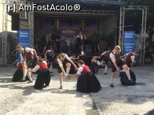 [P52] Kaiserfest - Si dansuri tematice » foto by mishu
 - 
<span class="allrVoted glyphicon glyphicon-heart hidden" id="av981229"></span>
<a class="m-l-10 hidden" id="sv981229" onclick="voting_Foto_DelVot(,981229,23293)" role="button">șterge vot <span class="glyphicon glyphicon-remove"></span></a>
<a id="v9981229" class=" c-red"  onclick="voting_Foto_SetVot(981229)" role="button"><span class="glyphicon glyphicon-heart-empty"></span> <b>LIKE</b> = Votează poza</a> <img class="hidden"  id="f981229W9" src="/imagini/loader.gif" border="0" /><span class="AjErrMes hidden" id="e981229ErM"></span>