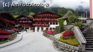 [P20] Altă stradă din satul alpin Alpbach, Tirol, Austria.  » foto by traian.leuca †
 - 
<span class="allrVoted glyphicon glyphicon-heart hidden" id="av935774"></span>
<a class="m-l-10 hidden" id="sv935774" onclick="voting_Foto_DelVot(,935774,23296)" role="button">șterge vot <span class="glyphicon glyphicon-remove"></span></a>
<a id="v9935774" class=" c-red"  onclick="voting_Foto_SetVot(935774)" role="button"><span class="glyphicon glyphicon-heart-empty"></span> <b>LIKE</b> = Votează poza</a> <img class="hidden"  id="f935774W9" src="/imagini/loader.gif" border="0" /><span class="AjErrMes hidden" id="e935774ErM"></span>