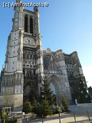 [P15] Catedrala Saint-Pierre si Saint-Paul » foto by Cristofor
 - 
<span class="allrVoted glyphicon glyphicon-heart hidden" id="av936156"></span>
<a class="m-l-10 hidden" id="sv936156" onclick="voting_Foto_DelVot(,936156,23307)" role="button">șterge vot <span class="glyphicon glyphicon-remove"></span></a>
<a id="v9936156" class=" c-red"  onclick="voting_Foto_SetVot(936156)" role="button"><span class="glyphicon glyphicon-heart-empty"></span> <b>LIKE</b> = Votează poza</a> <img class="hidden"  id="f936156W9" src="/imagini/loader.gif" border="0" /><span class="AjErrMes hidden" id="e936156ErM"></span>