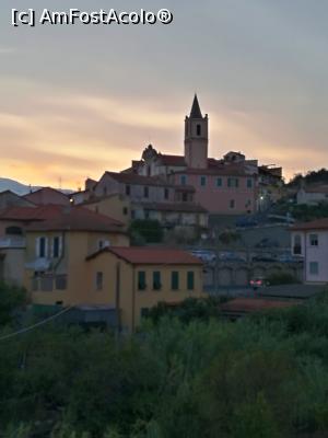 [P28] Vedere spre biserică (ultima seară)  » foto by crismis
 - 
<span class="allrVoted glyphicon glyphicon-heart hidden" id="av937237"></span>
<a class="m-l-10 hidden" id="sv937237" onclick="voting_Foto_DelVot(,937237,23332)" role="button">șterge vot <span class="glyphicon glyphicon-remove"></span></a>
<a id="v9937237" class=" c-red"  onclick="voting_Foto_SetVot(937237)" role="button"><span class="glyphicon glyphicon-heart-empty"></span> <b>LIKE</b> = Votează poza</a> <img class="hidden"  id="f937237W9" src="/imagini/loader.gif" border="0" /><span class="AjErrMes hidden" id="e937237ErM"></span>