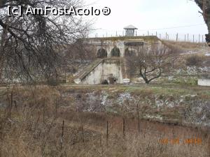 [P03] Fortul 13 Jilava - Construcții în incintă.  » foto by iulianic
 - 
<span class="allrVoted glyphicon glyphicon-heart hidden" id="av938063"></span>
<a class="m-l-10 hidden" id="sv938063" onclick="voting_Foto_DelVot(,938063,23340)" role="button">șterge vot <span class="glyphicon glyphicon-remove"></span></a>
<a id="v9938063" class=" c-red"  onclick="voting_Foto_SetVot(938063)" role="button"><span class="glyphicon glyphicon-heart-empty"></span> <b>LIKE</b> = Votează poza</a> <img class="hidden"  id="f938063W9" src="/imagini/loader.gif" border="0" /><span class="AjErrMes hidden" id="e938063ErM"></span>