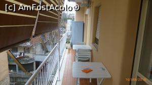 [P14] Balconul » foto by cristimicle
 - 
<span class="allrVoted glyphicon glyphicon-heart hidden" id="av940633"></span>
<a class="m-l-10 hidden" id="sv940633" onclick="voting_Foto_DelVot(,940633,23366)" role="button">șterge vot <span class="glyphicon glyphicon-remove"></span></a>
<a id="v9940633" class=" c-red"  onclick="voting_Foto_SetVot(940633)" role="button"><span class="glyphicon glyphicon-heart-empty"></span> <b>LIKE</b> = Votează poza</a> <img class="hidden"  id="f940633W9" src="/imagini/loader.gif" border="0" /><span class="AjErrMes hidden" id="e940633ErM"></span>