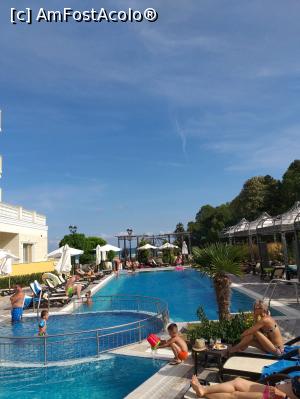 [P10] Piscina hotel » foto by Azaleea
 - 
<span class="allrVoted glyphicon glyphicon-heart hidden" id="av1174573"></span>
<a class="m-l-10 hidden" id="sv1174573" onclick="voting_Foto_DelVot(,1174573,23368)" role="button">șterge vot <span class="glyphicon glyphicon-remove"></span></a>
<a id="v91174573" class=" c-red"  onclick="voting_Foto_SetVot(1174573)" role="button"><span class="glyphicon glyphicon-heart-empty"></span> <b>LIKE</b> = Votează poza</a> <img class="hidden"  id="f1174573W9" src="/imagini/loader.gif" border="0" /><span class="AjErrMes hidden" id="e1174573ErM"></span>
