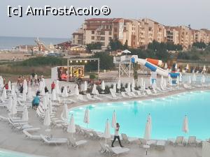 [P01] Vedere din balconul camerei: piscina, topogane, scena » foto by luzy
 - 
<span class="allrVoted glyphicon glyphicon-heart hidden" id="av1000217"></span>
<a class="m-l-10 hidden" id="sv1000217" onclick="voting_Foto_DelVot(,1000217,23369)" role="button">șterge vot <span class="glyphicon glyphicon-remove"></span></a>
<a id="v91000217" class=" c-red"  onclick="voting_Foto_SetVot(1000217)" role="button"><span class="glyphicon glyphicon-heart-empty"></span> <b>LIKE</b> = Votează poza</a> <img class="hidden"  id="f1000217W9" src="/imagini/loader.gif" border="0" /><span class="AjErrMes hidden" id="e1000217ErM"></span>