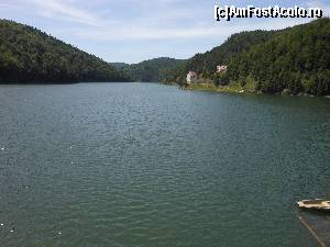[P16] Lacul Dragan » foto by IULIU ANTAL
 - 
<span class="allrVoted glyphicon glyphicon-heart hidden" id="av580026"></span>
<a class="m-l-10 hidden" id="sv580026" onclick="voting_Foto_DelVot(,580026,23379)" role="button">șterge vot <span class="glyphicon glyphicon-remove"></span></a>
<a id="v9580026" class=" c-red"  onclick="voting_Foto_SetVot(580026)" role="button"><span class="glyphicon glyphicon-heart-empty"></span> <b>LIKE</b> = Votează poza</a> <img class="hidden"  id="f580026W9" src="/imagini/loader.gif" border="0" /><span class="AjErrMes hidden" id="e580026ErM"></span>