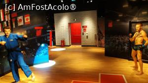 [P62] <strong>Madame Tussauds, Muzeul figurilor de ceară din Dubai</strong> » foto by elenaadina
 - 
<span class="allrVoted glyphicon glyphicon-heart hidden" id="av1411781"></span>
<a class="m-l-10 hidden" id="sv1411781" onclick="voting_Foto_DelVot(,1411781,23380)" role="button">șterge vot <span class="glyphicon glyphicon-remove"></span></a>
<a id="v91411781" class=" c-red"  onclick="voting_Foto_SetVot(1411781)" role="button"><span class="glyphicon glyphicon-heart-empty"></span> <b>LIKE</b> = Votează poza</a> <img class="hidden"  id="f1411781W9" src="/imagini/loader.gif" border="0" /><span class="AjErrMes hidden" id="e1411781ErM"></span>