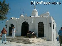 [P02] Biserica Agios Georgios , micuta , austera si alba , in varful colinei Lykavittos » foto by TORA INGRID
 - 
<span class="allrVoted glyphicon glyphicon-heart hidden" id="av103948"></span>
<a class="m-l-10 hidden" id="sv103948" onclick="voting_Foto_DelVot(,103948,23384)" role="button">șterge vot <span class="glyphicon glyphicon-remove"></span></a>
<a id="v9103948" class=" c-red"  onclick="voting_Foto_SetVot(103948)" role="button"><span class="glyphicon glyphicon-heart-empty"></span> <b>LIKE</b> = Votează poza</a> <img class="hidden"  id="f103948W9" src="/imagini/loader.gif" border="0" /><span class="AjErrMes hidden" id="e103948ErM"></span>