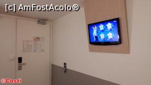 [P11] O imagine în care se poate vedea amplasarea televizorului: exact în fața patului.  » foto by Costi
 - 
<span class="allrVoted glyphicon glyphicon-heart hidden" id="av941413"></span>
<a class="m-l-10 hidden" id="sv941413" onclick="voting_Foto_DelVot(,941413,23385)" role="button">șterge vot <span class="glyphicon glyphicon-remove"></span></a>
<a id="v9941413" class=" c-red"  onclick="voting_Foto_SetVot(941413)" role="button"><span class="glyphicon glyphicon-heart-empty"></span> <b>LIKE</b> = Votează poza</a> <img class="hidden"  id="f941413W9" src="/imagini/loader.gif" border="0" /><span class="AjErrMes hidden" id="e941413ErM"></span>
