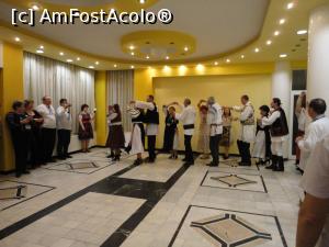[P19] Perechile din concursul de dans se pregătesc de Brașoveanca.  » foto by maryka
 - 
<span class="allrVoted glyphicon glyphicon-heart hidden" id="av951552"></span>
<a class="m-l-10 hidden" id="sv951552" onclick="voting_Foto_DelVot(,951552,23389)" role="button">șterge vot <span class="glyphicon glyphicon-remove"></span></a>
<a id="v9951552" class=" c-red"  onclick="voting_Foto_SetVot(951552)" role="button"><span class="glyphicon glyphicon-heart-empty"></span> <b>LIKE</b> = Votează poza</a> <img class="hidden"  id="f951552W9" src="/imagini/loader.gif" border="0" /><span class="AjErrMes hidden" id="e951552ErM"></span>
