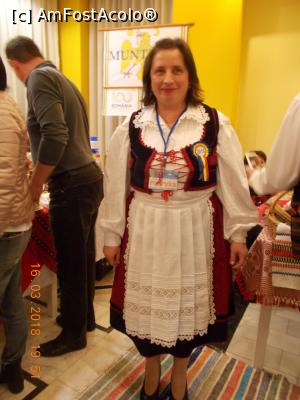 [P14] Marika cea finuță în costum unguresc.  » foto by elviramvio
 - 
<span class="allrVoted glyphicon glyphicon-heart hidden" id="av951219"></span>
<a class="m-l-10 hidden" id="sv951219" onclick="voting_Foto_DelVot(,951219,23389)" role="button">șterge vot <span class="glyphicon glyphicon-remove"></span></a>
<a id="v9951219" class=" c-red"  onclick="voting_Foto_SetVot(951219)" role="button"><span class="glyphicon glyphicon-heart-empty"></span> <b>LIKE</b> = Votează poza</a> <img class="hidden"  id="f951219W9" src="/imagini/loader.gif" border="0" /><span class="AjErrMes hidden" id="e951219ErM"></span>
