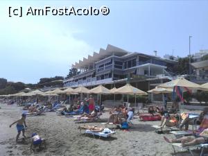 [P46] Astir Beach - în fundal, beach-barul » foto by Carmen Ion
 - 
<span class="allrVoted glyphicon glyphicon-heart hidden" id="av1069049"></span>
<a class="m-l-10 hidden" id="sv1069049" onclick="voting_Foto_DelVot(,1069049,23391)" role="button">șterge vot <span class="glyphicon glyphicon-remove"></span></a>
<a id="v91069049" class=" c-red"  onclick="voting_Foto_SetVot(1069049)" role="button"><span class="glyphicon glyphicon-heart-empty"></span> <b>LIKE</b> = Votează poza</a> <img class="hidden"  id="f1069049W9" src="/imagini/loader.gif" border="0" /><span class="AjErrMes hidden" id="e1069049ErM"></span>