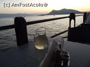 [P16] Şi-o 'cană' cu vin » foto by irinad
 - 
<span class="allrVoted glyphicon glyphicon-heart hidden" id="av942377"></span>
<a class="m-l-10 hidden" id="sv942377" onclick="voting_Foto_DelVot(,942377,23402)" role="button">șterge vot <span class="glyphicon glyphicon-remove"></span></a>
<a id="v9942377" class=" c-red"  onclick="voting_Foto_SetVot(942377)" role="button"><span class="glyphicon glyphicon-heart-empty"></span> <b>LIKE</b> = Votează poza</a> <img class="hidden"  id="f942377W9" src="/imagini/loader.gif" border="0" /><span class="AjErrMes hidden" id="e942377ErM"></span>